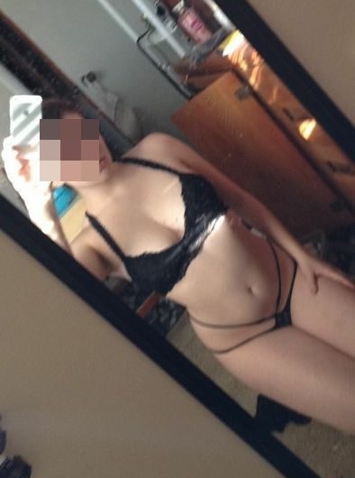 Jf 22 ans libertine ch un compagnon dans le Var